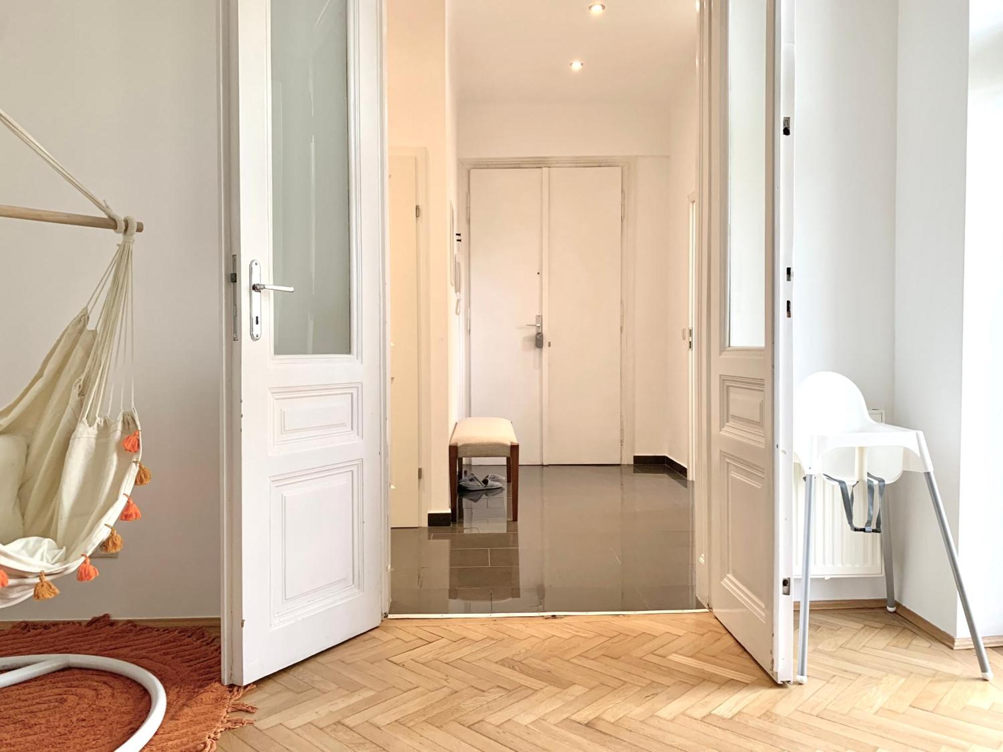 Bamboo City Apartment : A Cozy Family Haven In Vienna'S 9Th District 外观 照片